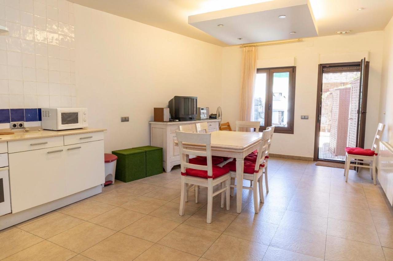 Apartamento Abuela Benita Cebreros Exteriör bild