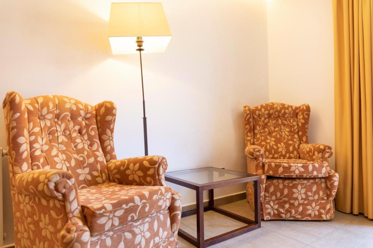 Apartamento Abuela Benita Cebreros Exteriör bild